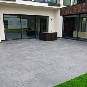 Dawn Black Porcelain