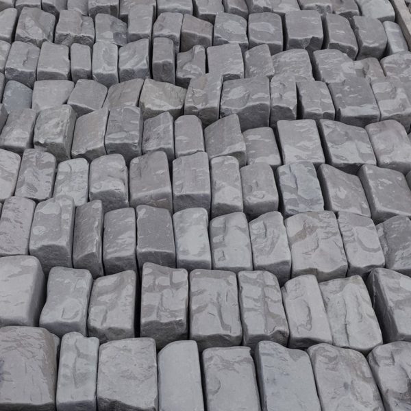 Kandla-GREy-Tum-Cobbles-2